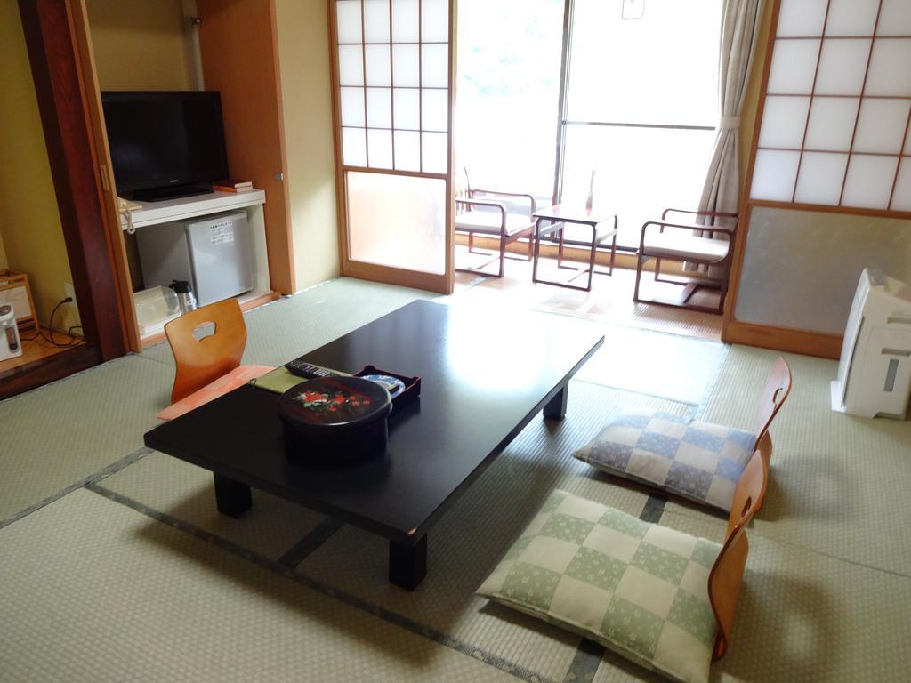 Hotel Natsukashiya Fuwari Nikko Zimmer foto