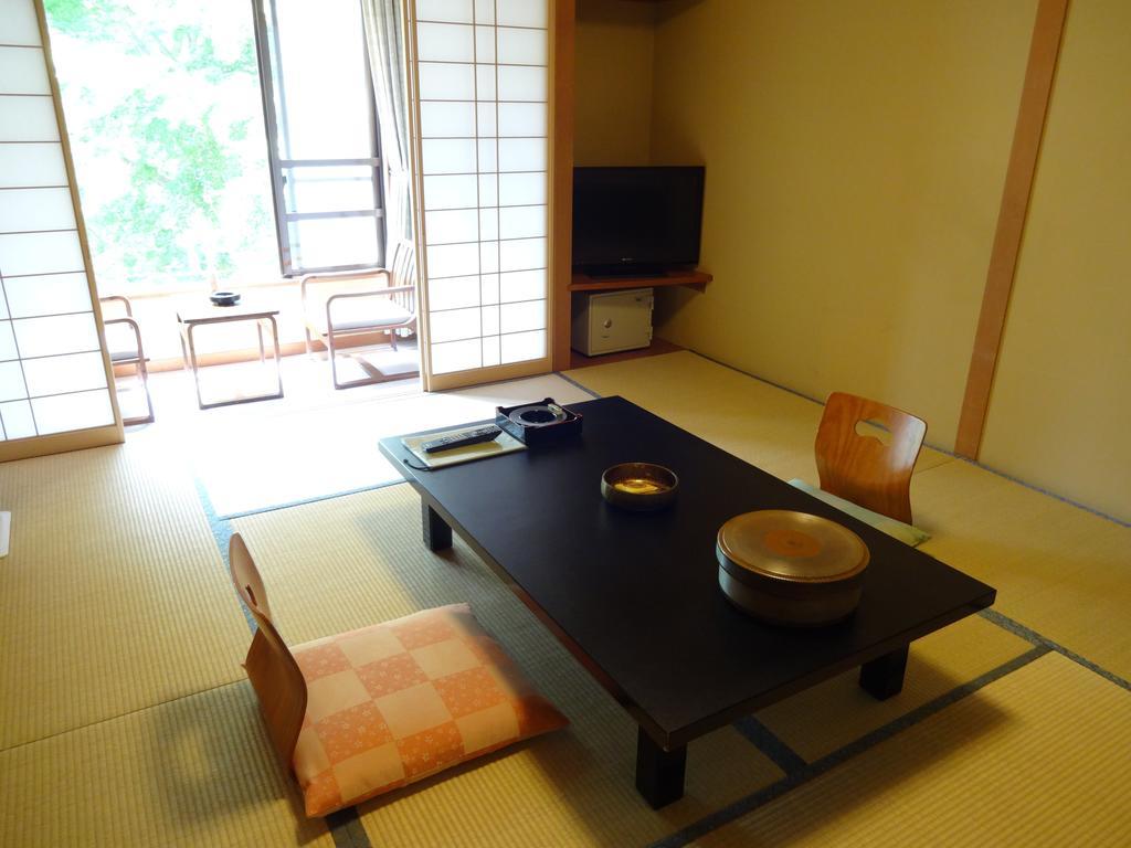 Hotel Natsukashiya Fuwari Nikko Zimmer foto